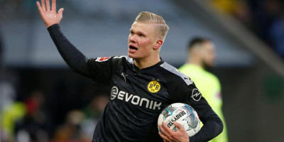 Nggak Ada Faktor Uang dari Haaland Tolak MU thumbnail